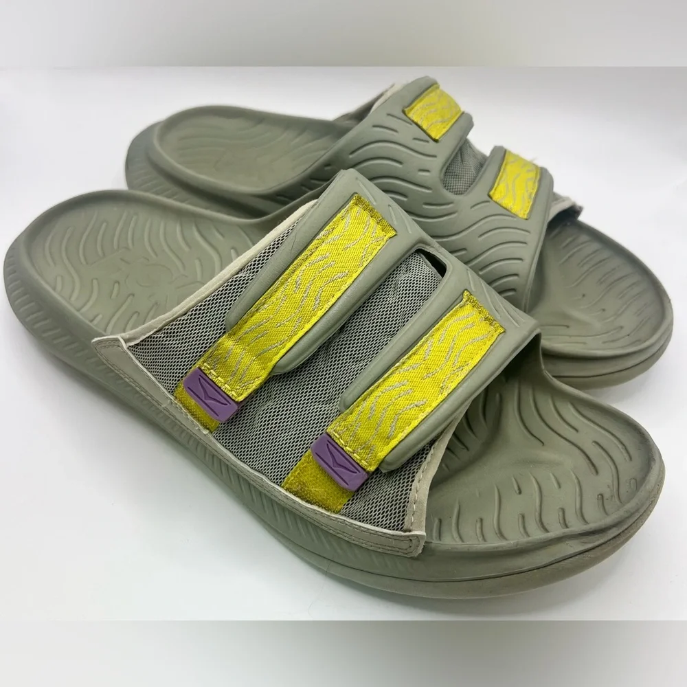 Hoka One One, Ora Luxe, Men’s Grey w/Yellow‎ & Purple Slide Sandals- Size:12